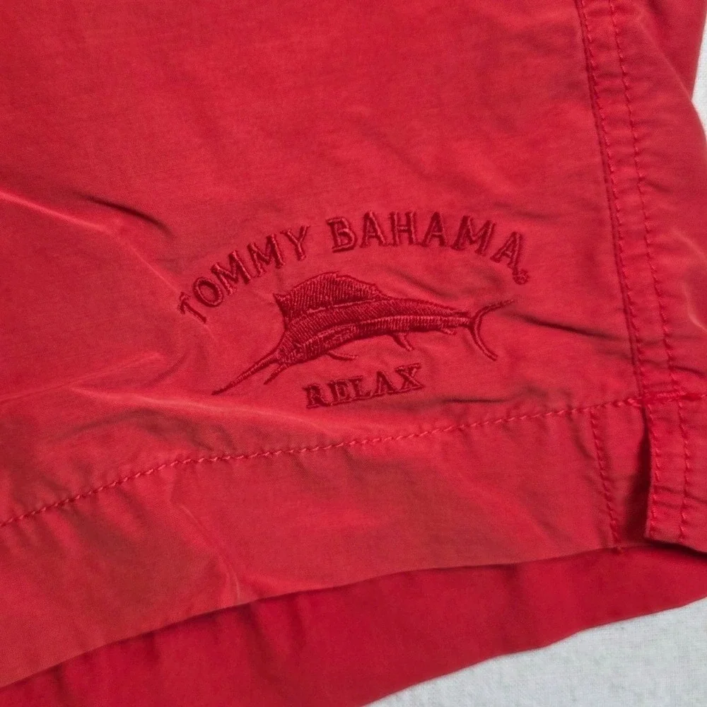 Tommy Bahama Relax Men M Red Swim Trunks Lined Board Shorts Solid Cotton Blend